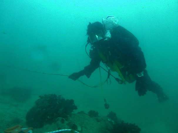 ADAS Part 1 student conducting underwater search